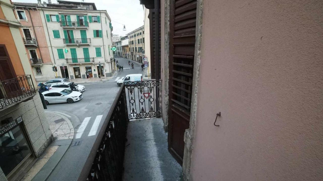 Destiny Home 2 Verona Piazza Isolo Eksteriør billede